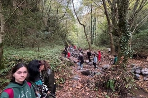 Uludere Şelalesinde Doğa Yürüyüşü ile Cumhuriyet Bayramını Kutladılar