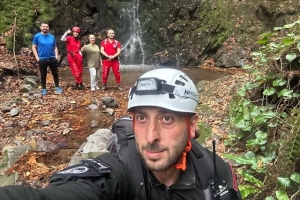 Uludere Şelalesinde Doğa Yürüyüşü ile Cumhuriyet Bayramını Kutladılar