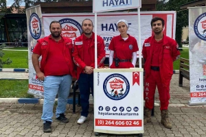 Hayat Arama Eğitim Fakültesinde stant açtı.